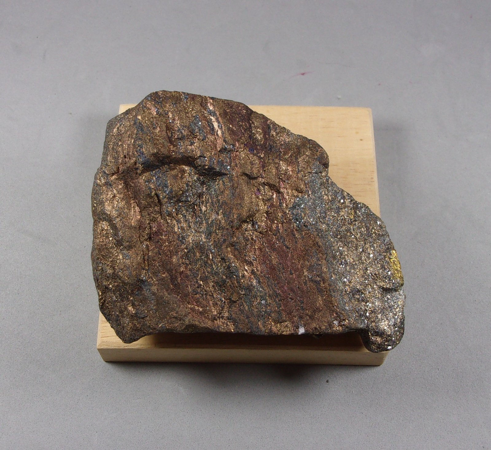 Renierita
8 x 6 cm.
(Autor: J. G. Alcolea)