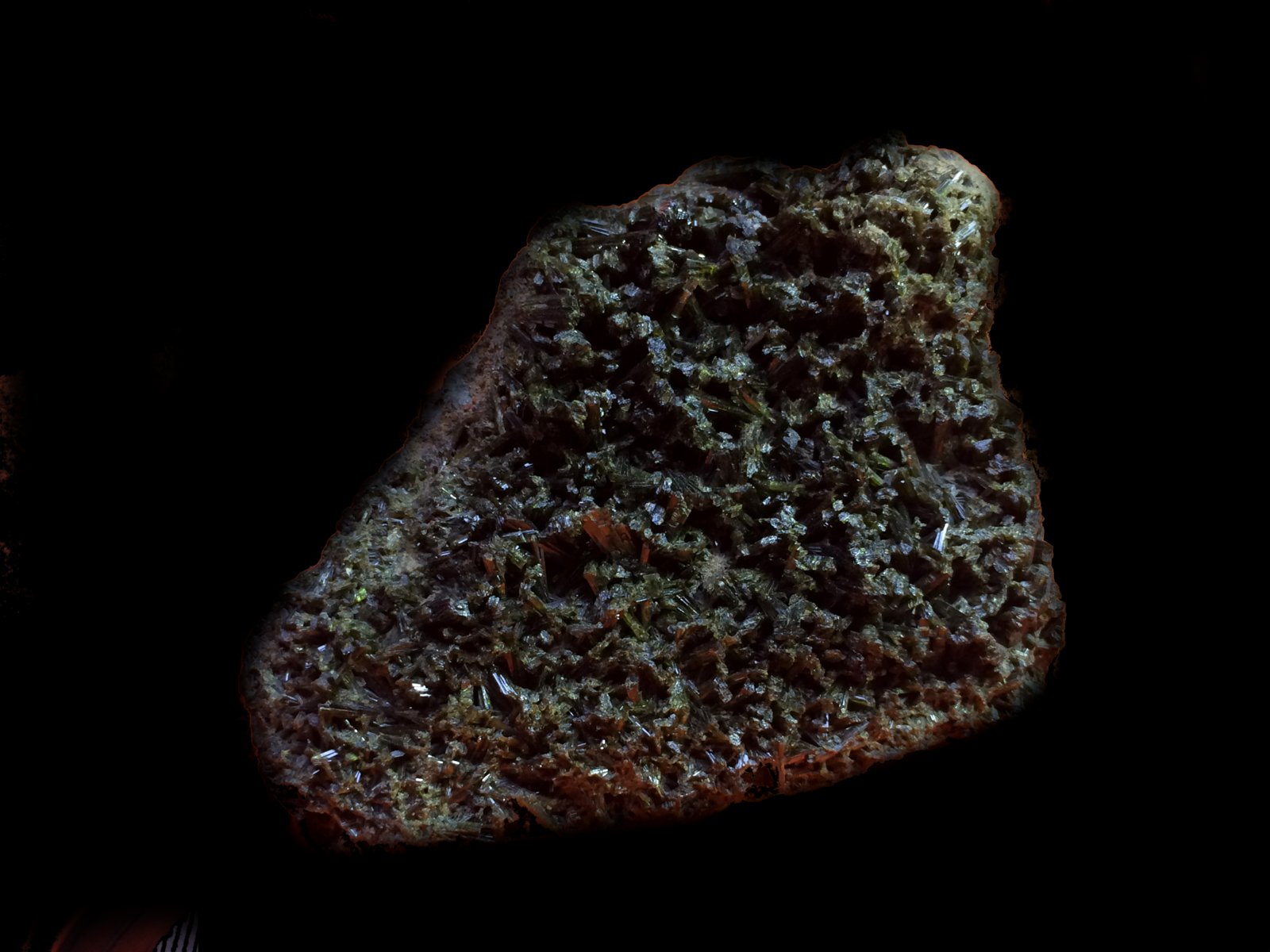 Epidota
8x7 cm
(Autor: Obsi)