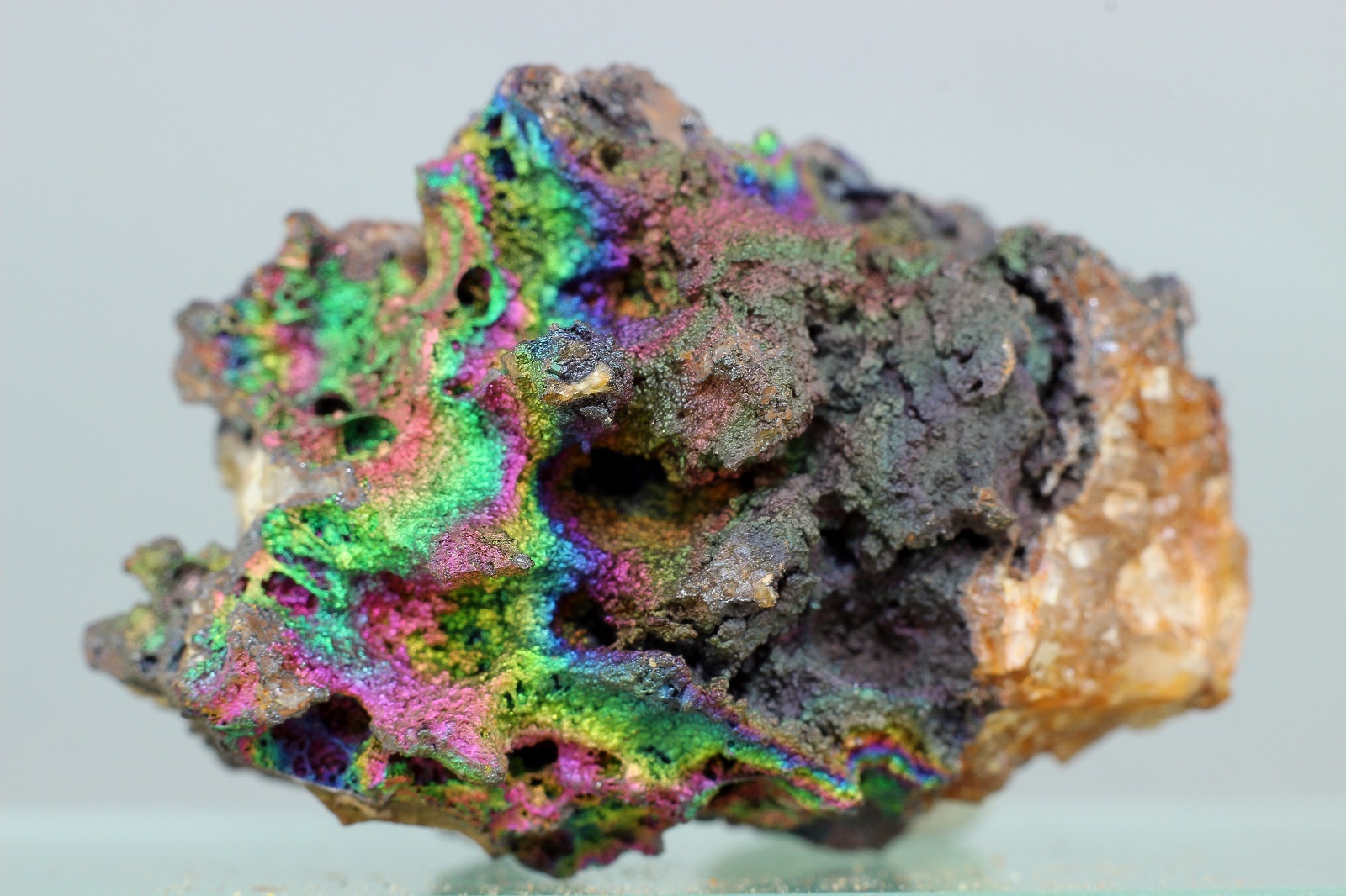 Goethita
40x35 mm
(Autor: Juan Espino)