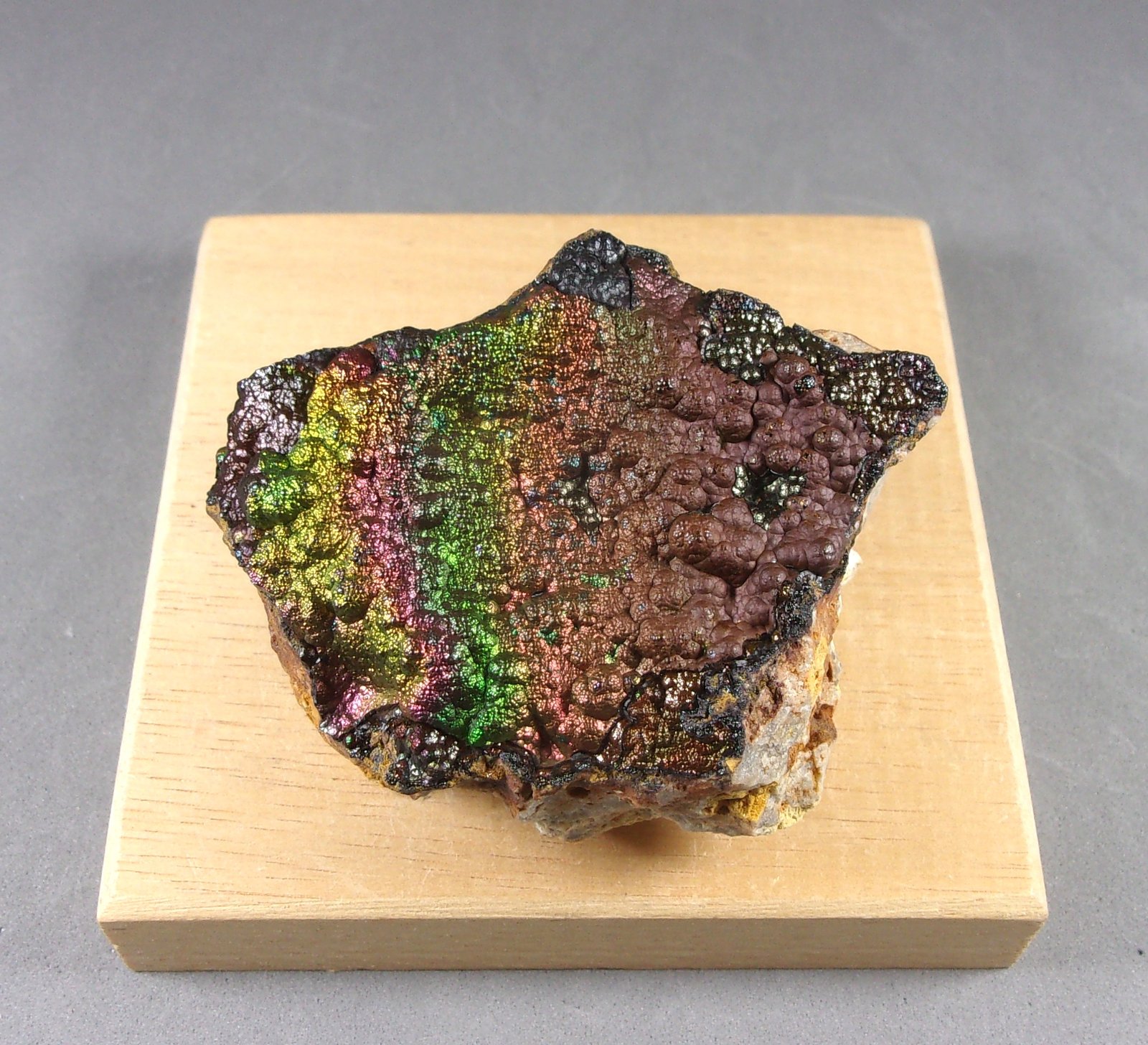 Goethita
6,2 x 4,9 x 3 cm.
(Autor: J. G. Alcolea)