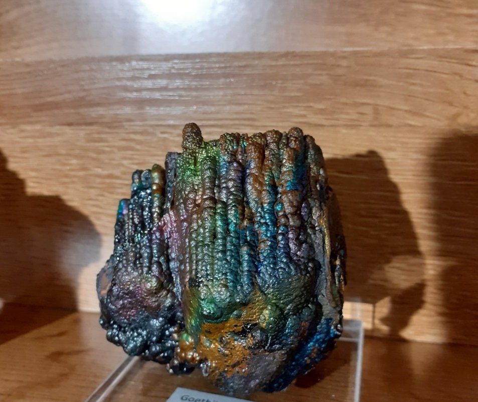 Goethita
Pieza de 8x8cm
(Autor: Nieves)