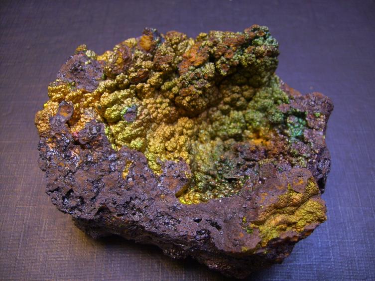 Goethita
6,5 x 5,5 x 4,5 cm
(Autor: Antonio Alcaide)