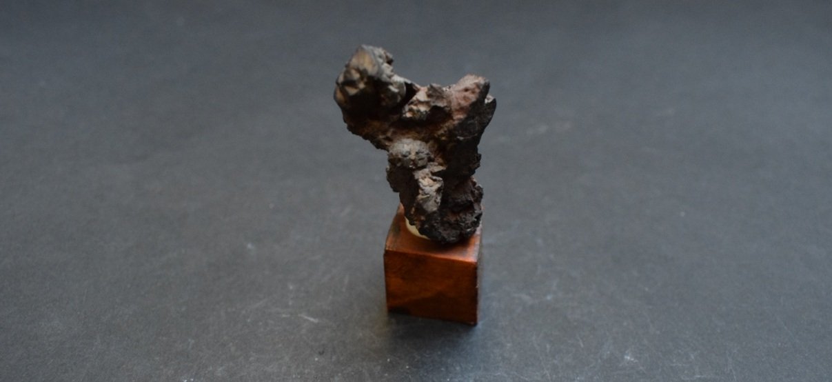 Goethita pseudomórfica de Marcasita
4 x 2,5 x 2,5 cm
(Autor: Antonio Alcaide)