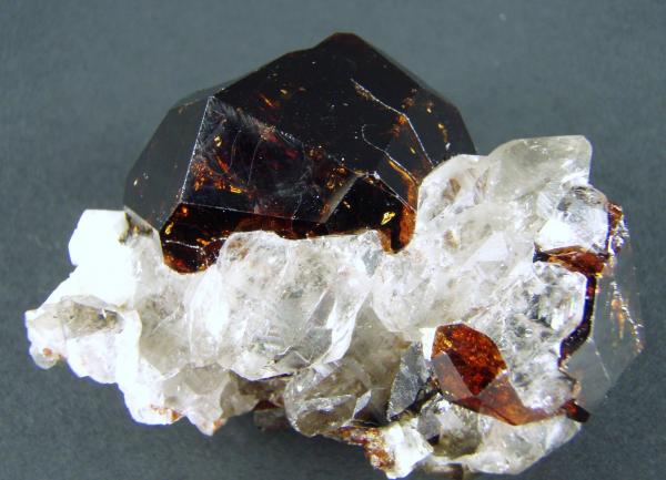 Granate Spessarti<br />Shengus (Pakistán