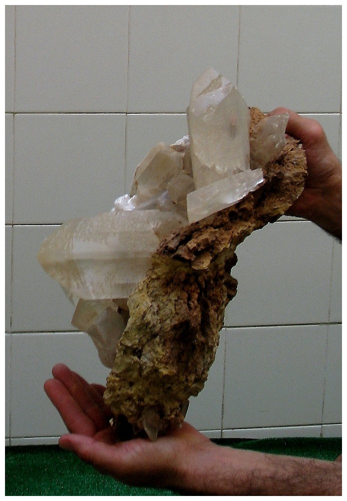 Yeso
34 x 23 cm
(Autor: Rafa Muñoz(mineralvarado))