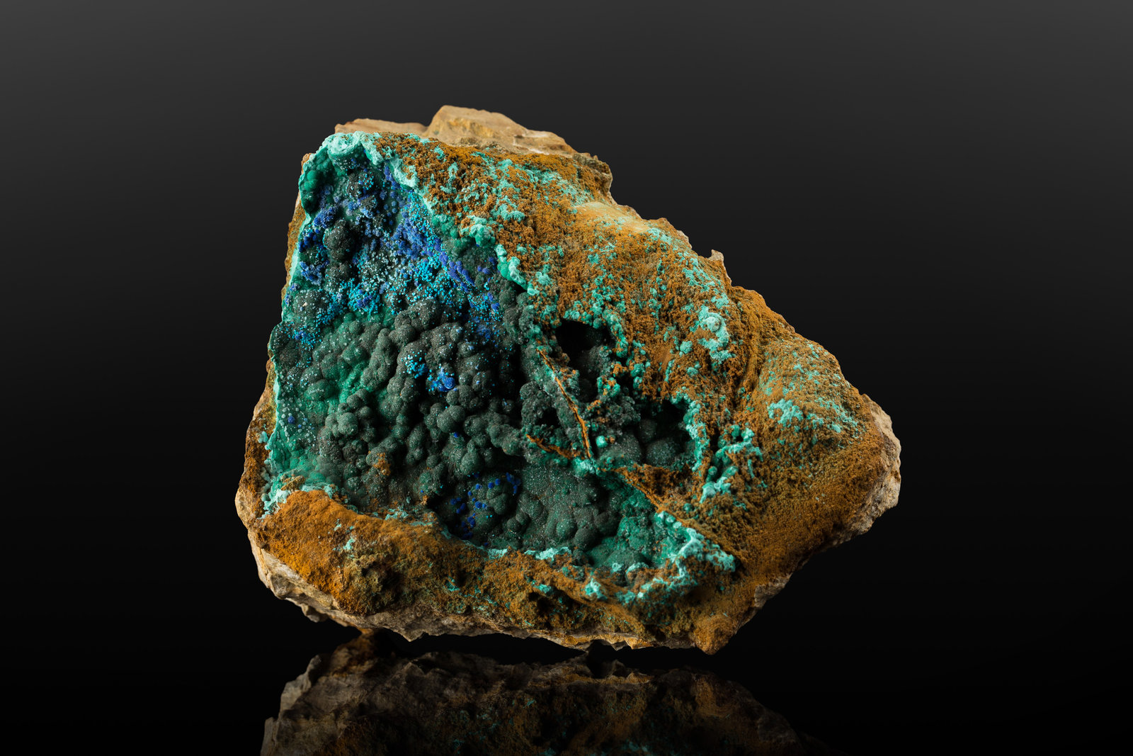 Grandviewita
10 x 8 x 8 cm
(Autor: Museo MIM)