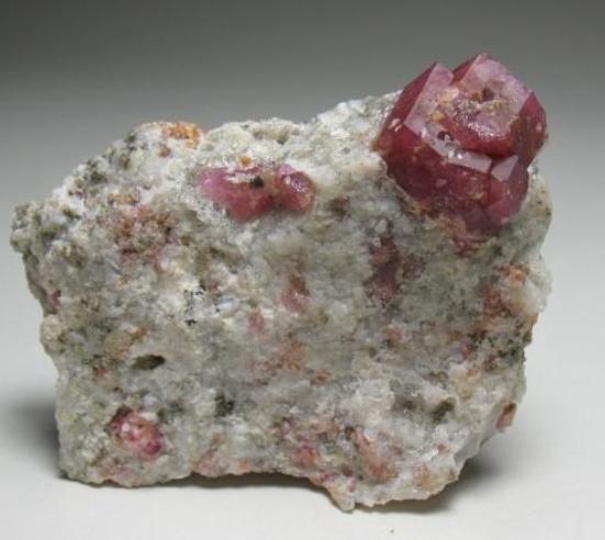 Grossularia (Grosularia)
5,5 x 3,5 x 2 cm
(Autor: Antonio Alcaide)