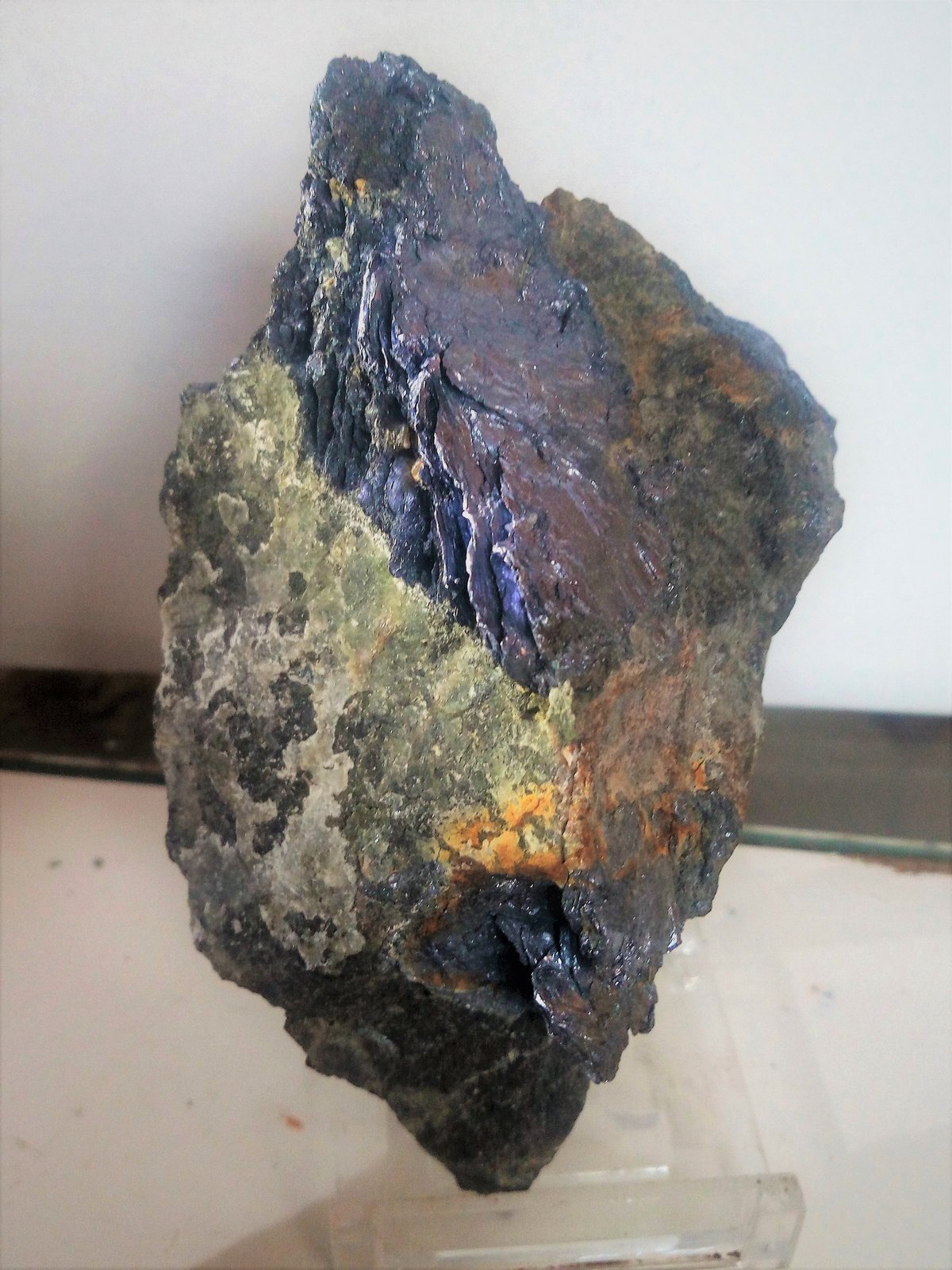 Molibdenita
10x7 cm.
(Autor: Adri Rodríguez)