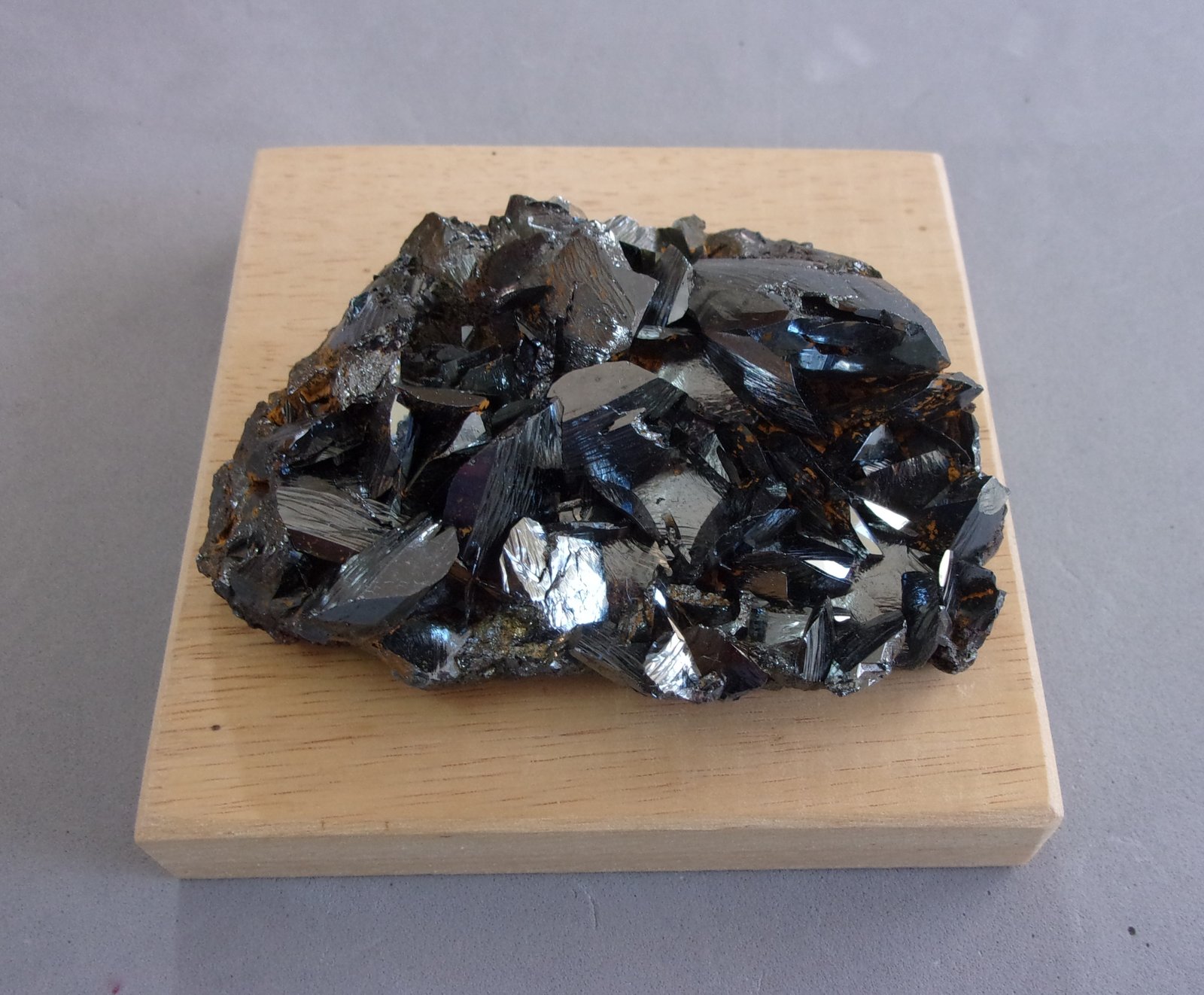 Hematites
7,6 x 5 x 2,5 cm
(Autor: J. G. Alcolea)