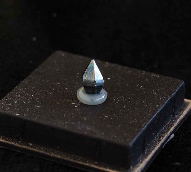 Hematites
Cristal 6 mm.
(Autor: Jordi Fabre)