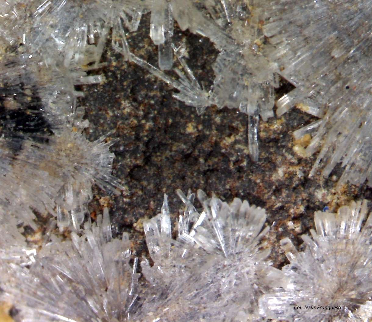 Hemimorfita.
3´926 x 2´599 mm.
(Autor: Jesus Franquesa Baucells)