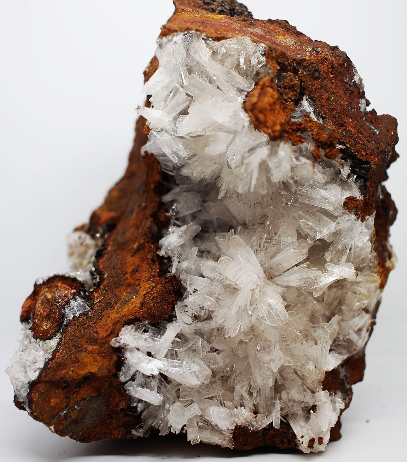 Hemimorfita
12x9x9 cm
(Autor: Luis Edmundo Sánchez Roja)