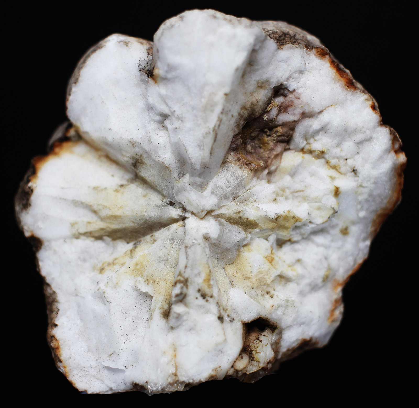 Hidrozincita
4.5x4x3 cm
(Autor: Luis Edmundo Sánchez Roja)