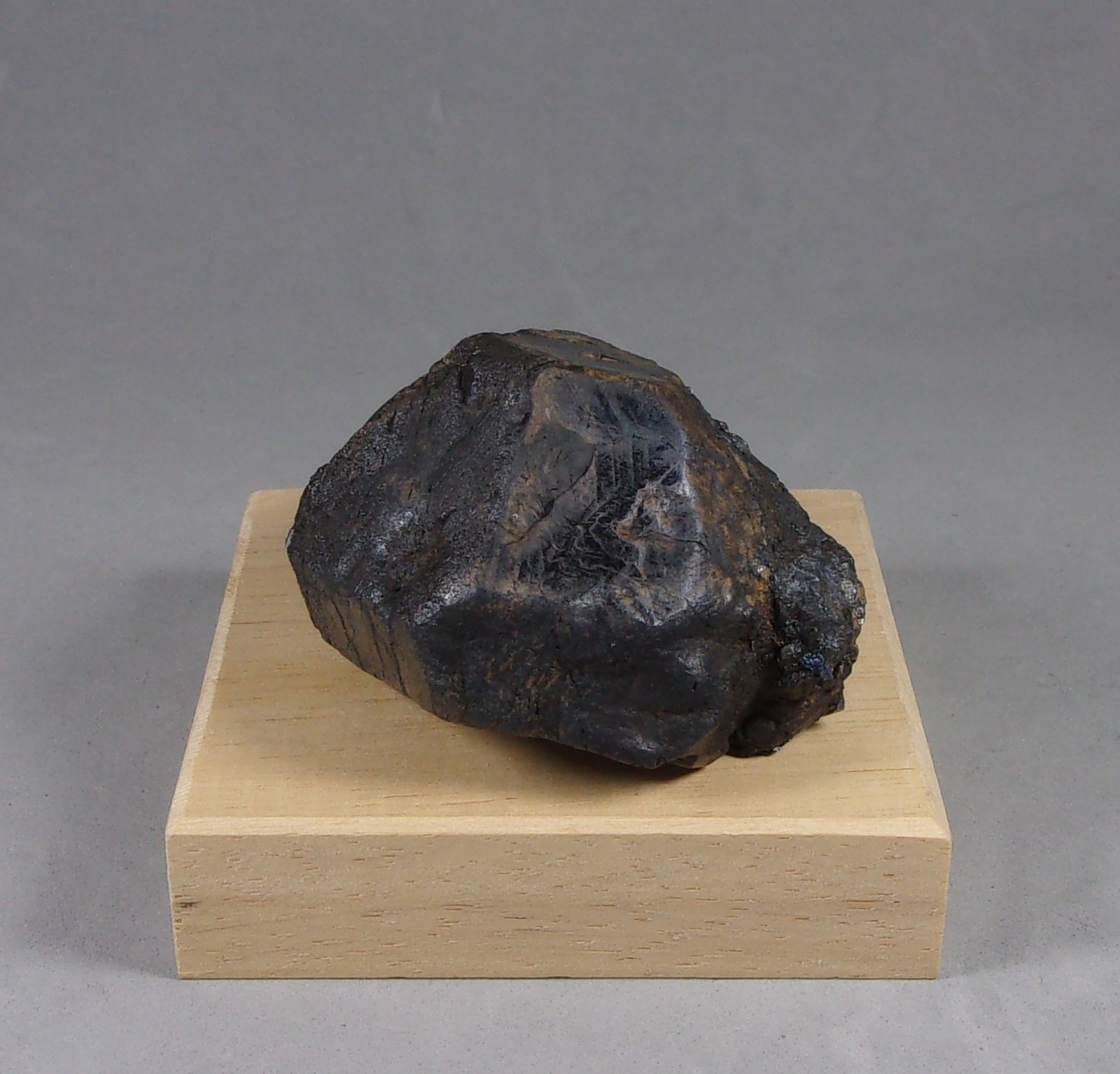 Ilmenita
4,7 x 3,5 x 3 cm.
(Autor: J. G. Alcolea)
