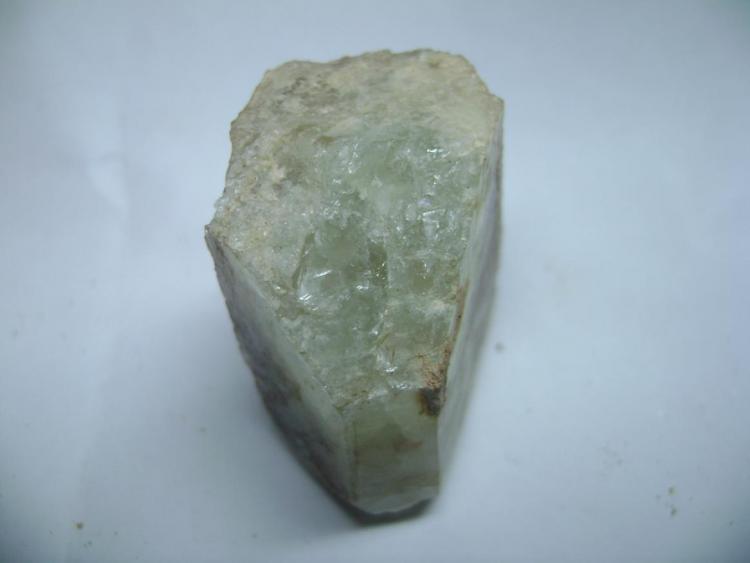 Berilo
3.5 X 3 X 1.8 cm.
(Autor: P. apita)