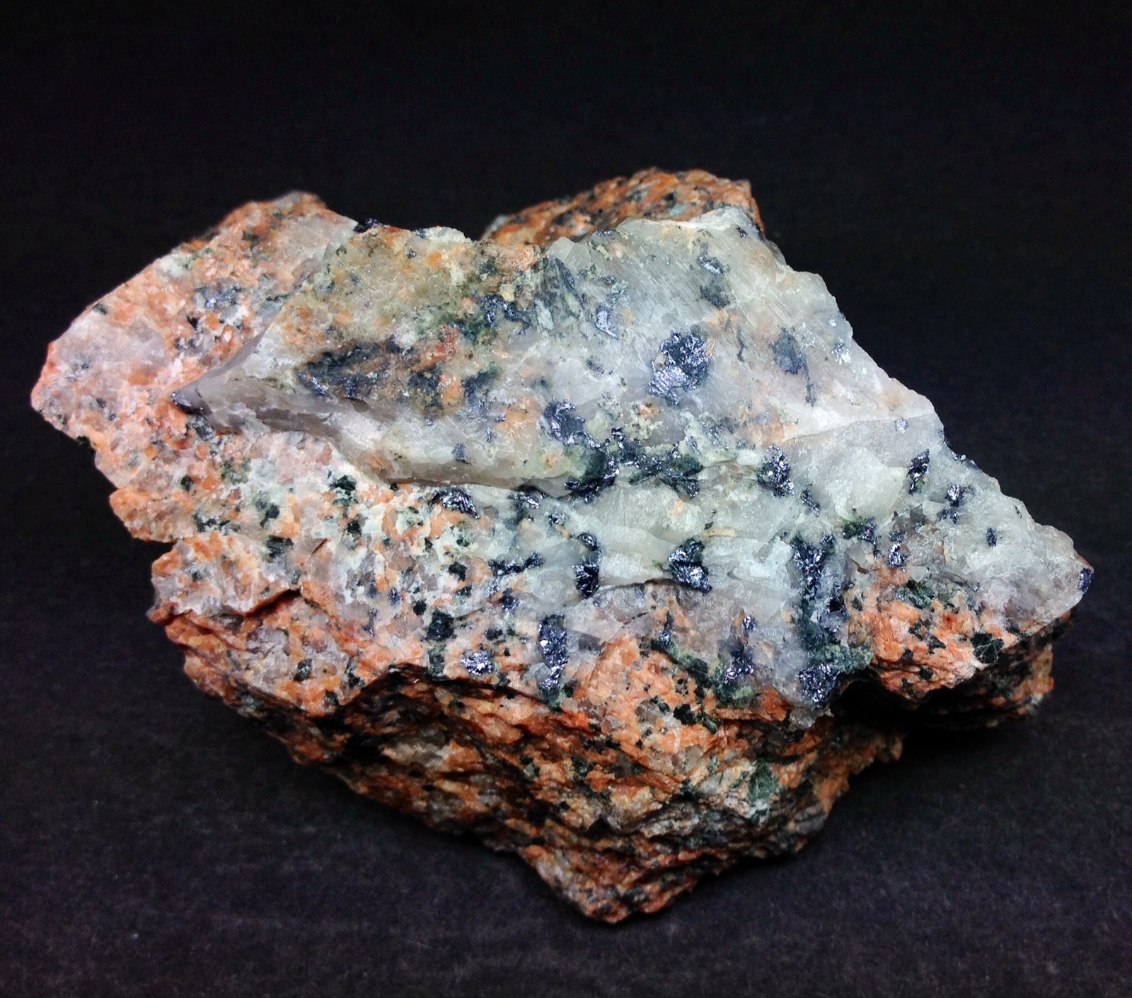 Molibdenita
7x6 cm
(Autor: Emilio Téllez)