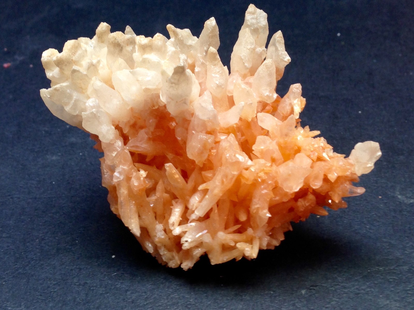 Calcita
6x5 cm
(Autor: Obsi)
