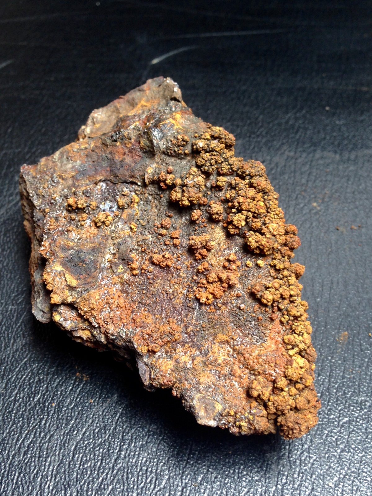 Goethita
6x7 cm
(Autor: Obsi)