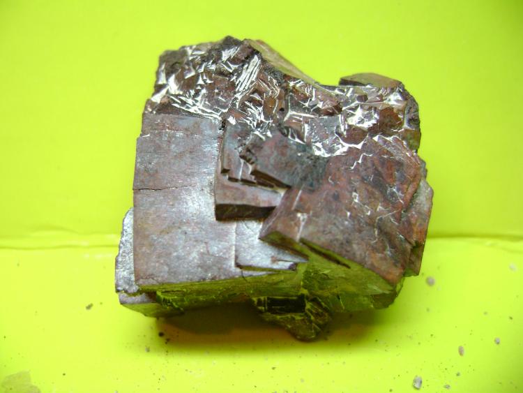 Goethita pseudomorfica de Pirita
4 x 4 x 2 cm.
(Autor: P. apita)