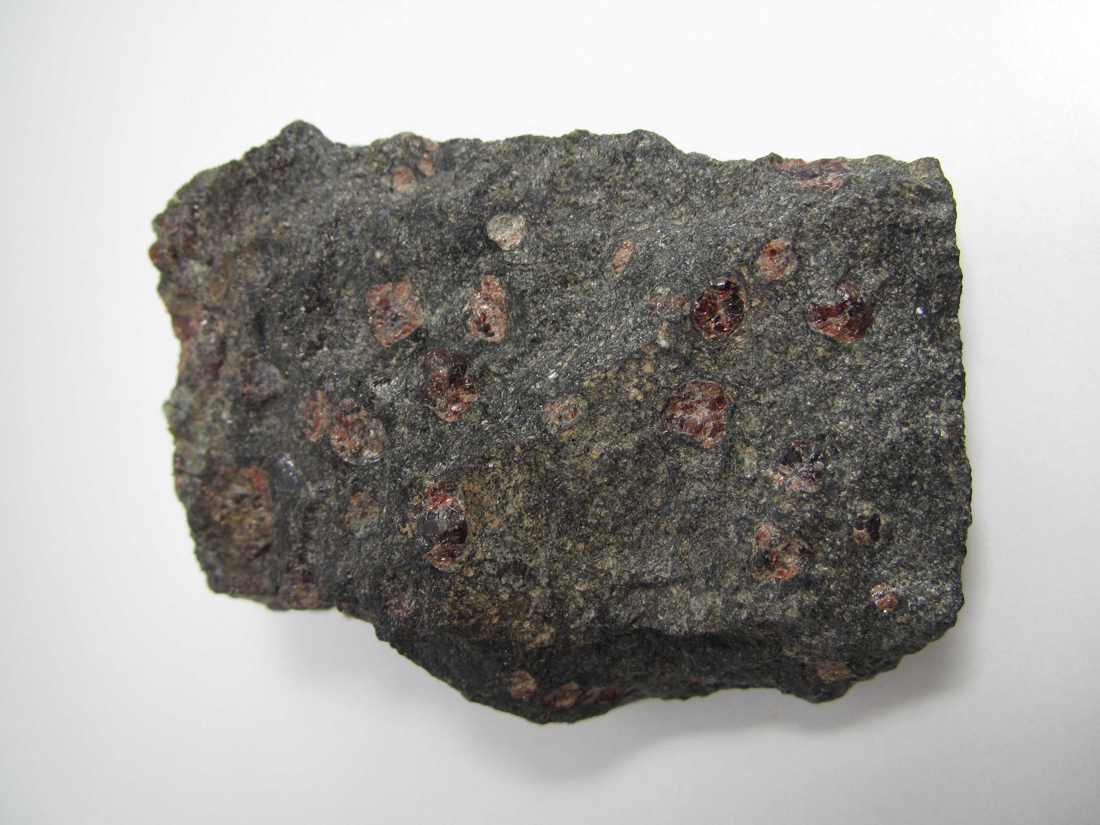 Peridotita con piropo
6 x 4'5 cm.
(Autor: prcantos)