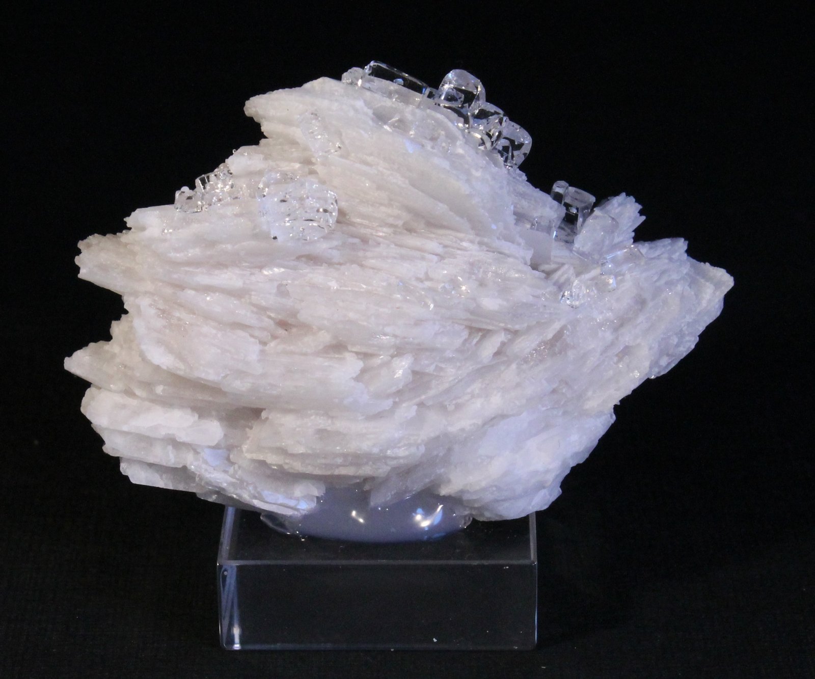 Barita y Fluorita
6 x 4 cm.
(Autor: Darío Menéndez)