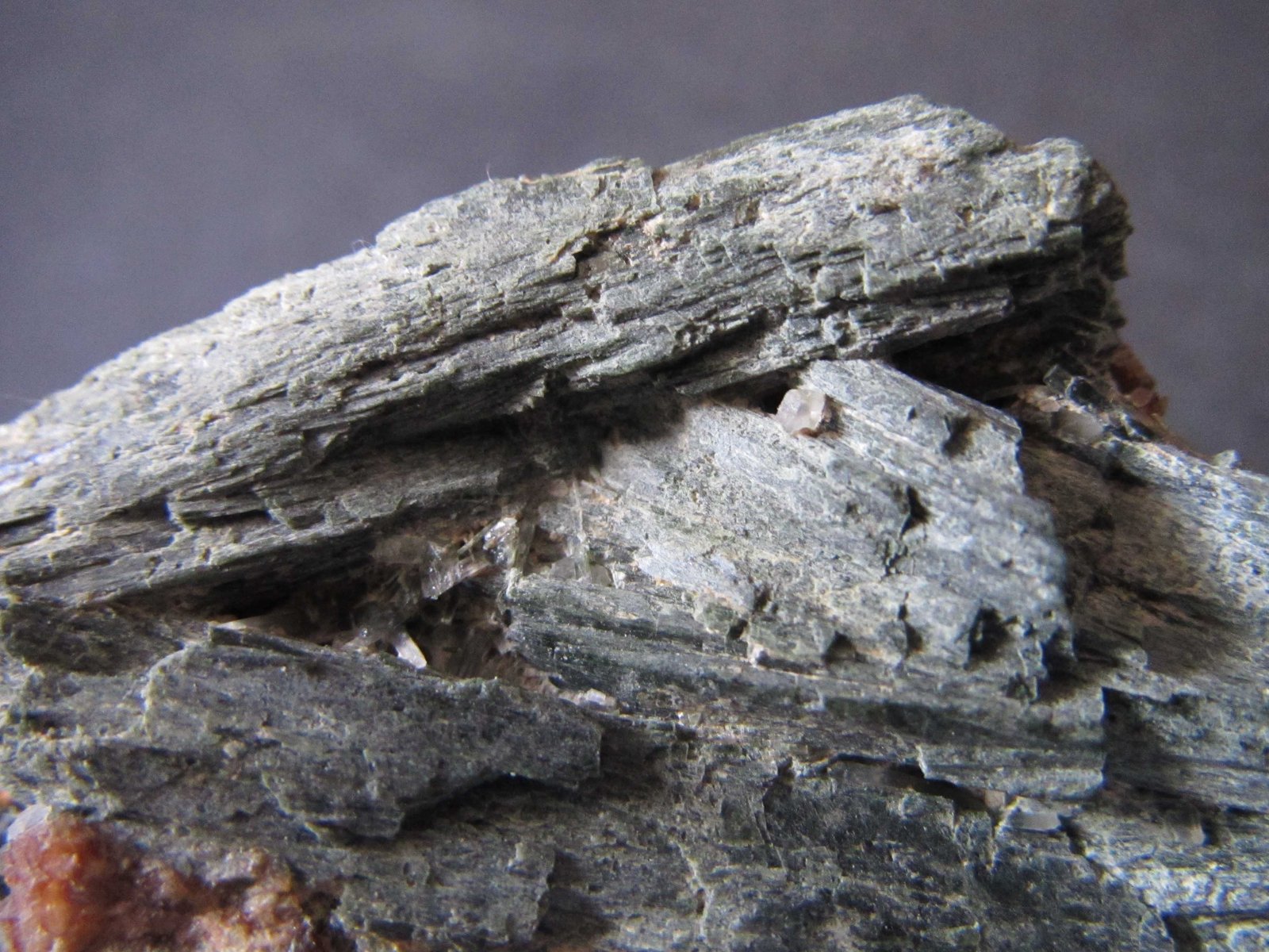 Hedenbergita
3'5 cm. ancho de campo
(Autor: prcantos)