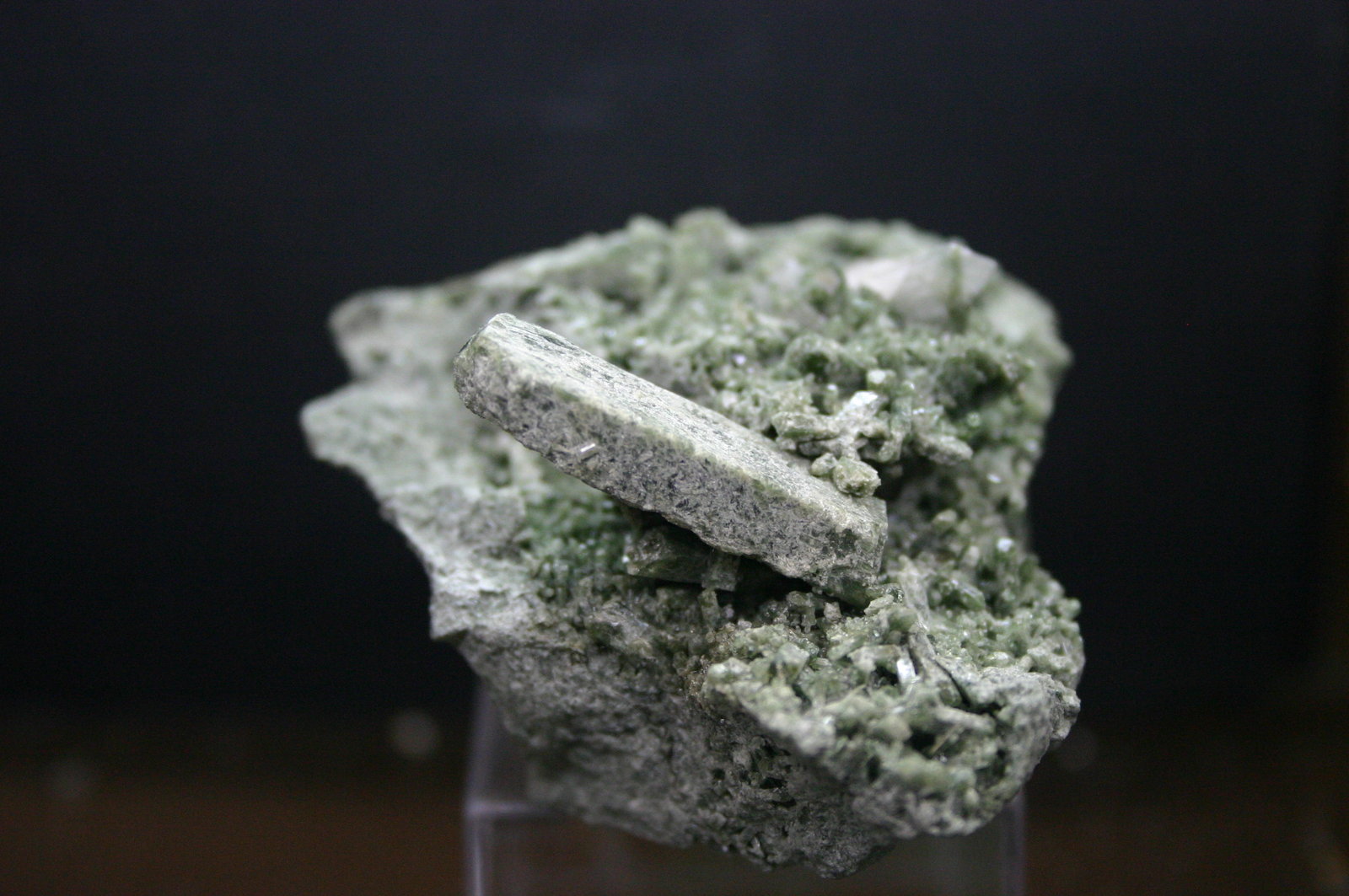 Augita (variedad fassaita)
67mm - 55mm - 45mm
(Autor: Pedro Naranjo)