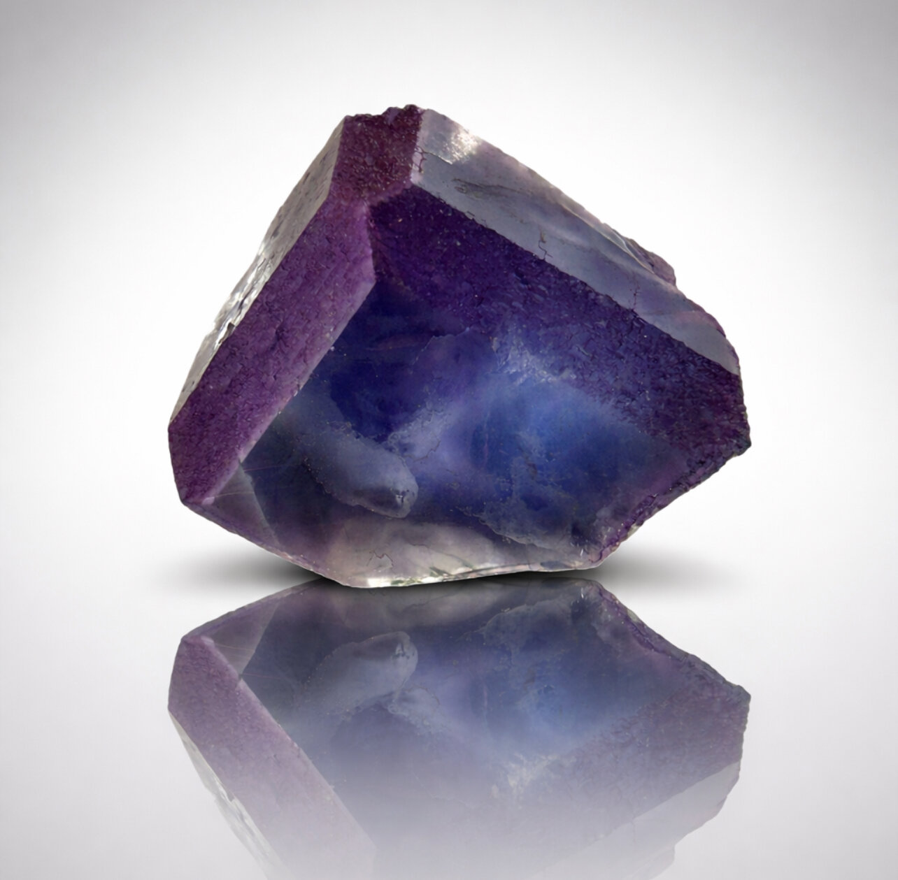 Fluorita
Filón Josefa-Veneros, nivel 75, Coroña de Arriba-La Collada, zona minera de La Collada, Siero, Comarca Oviedo, Principado de Asturias (Asturias), España
8x7cm.
(Autor: castrominerals)