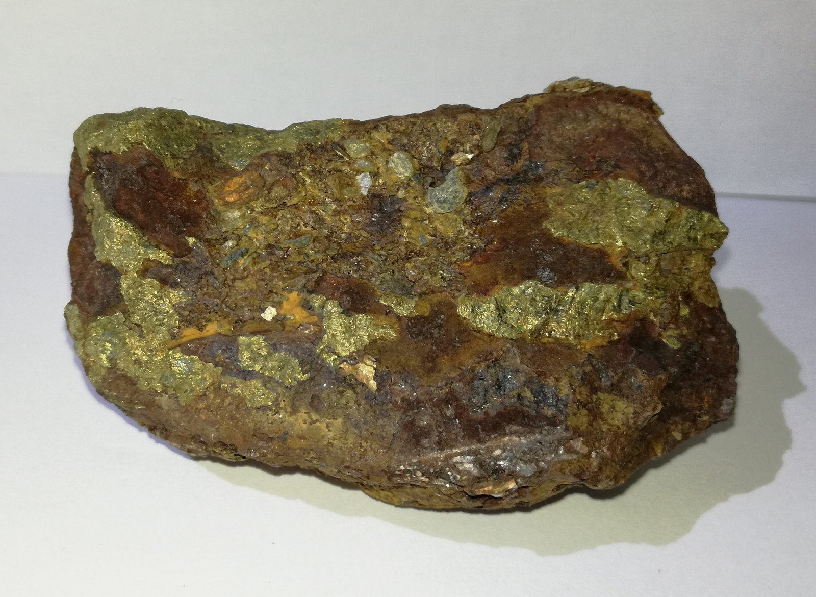 Calcopirita
10cm x 7cm
(Autor: srm13151)