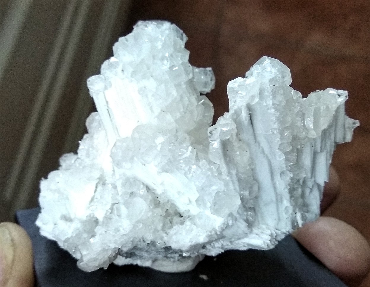 Fluorapophyllita-(K) (Apofilita) y Laumontita
Tamaño pieza 5,2x7,9cms.
(Autor: Gelo)