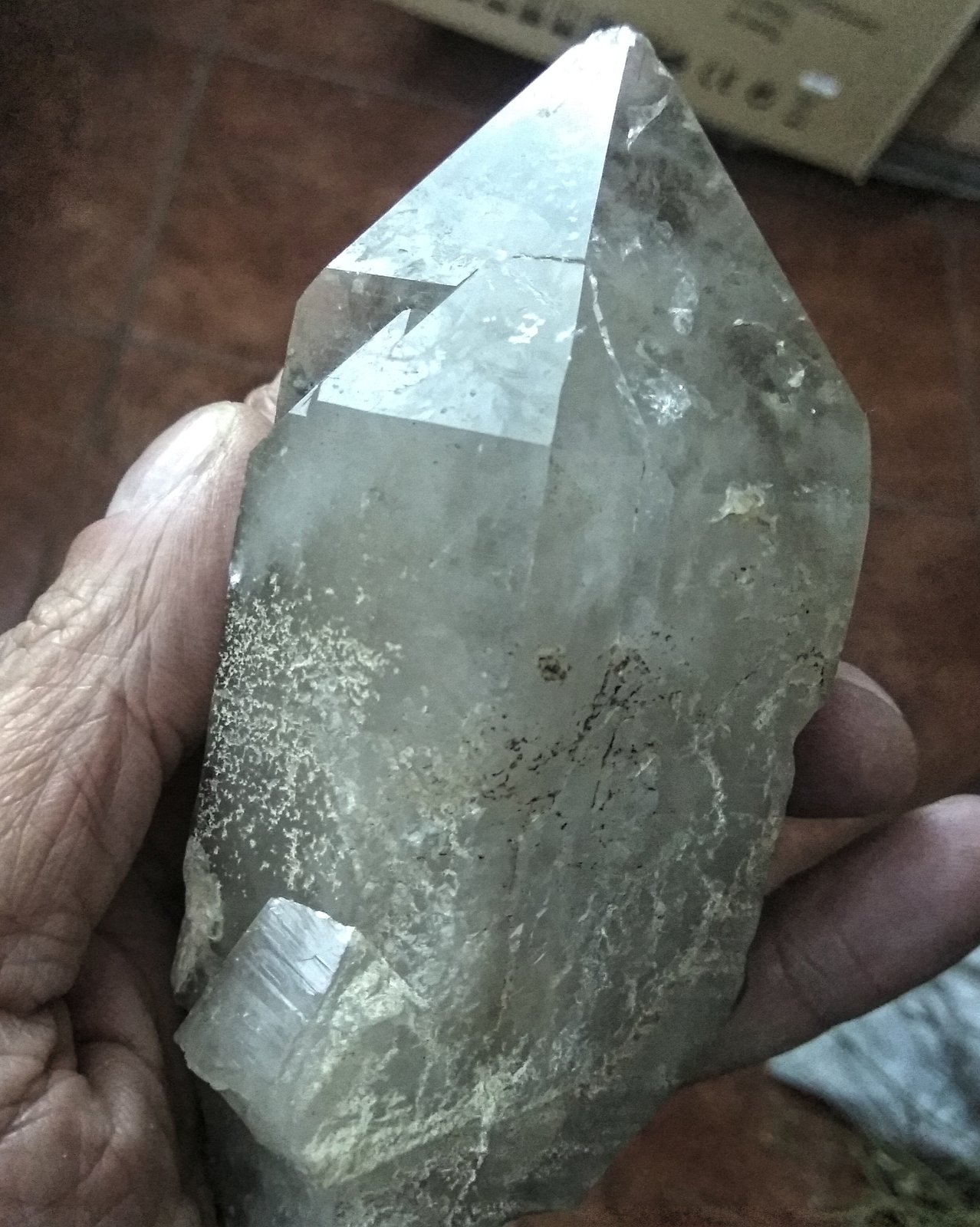 Cuarzo (variedad ahumado)
13,9x6,3 cms.
(Autor: Gelo)