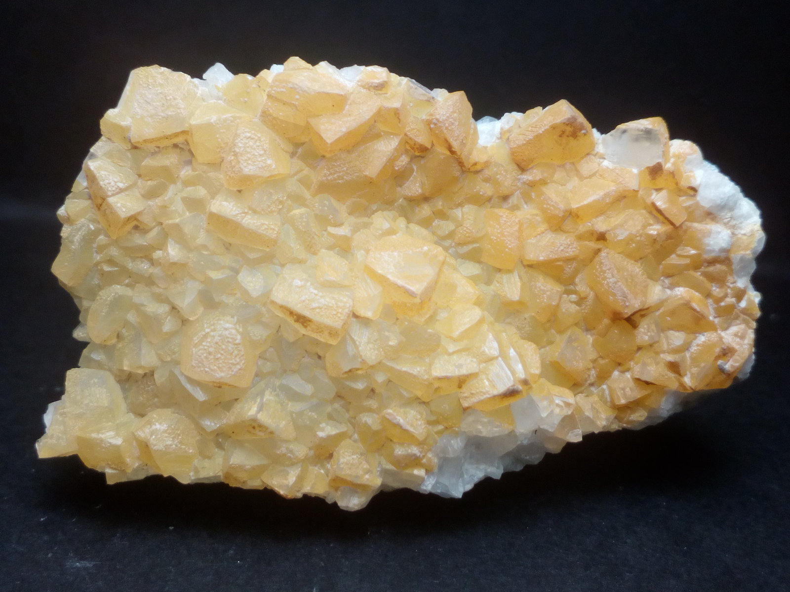 Calcita
6,5 x 3,6 cm
(Autor: Iwok)