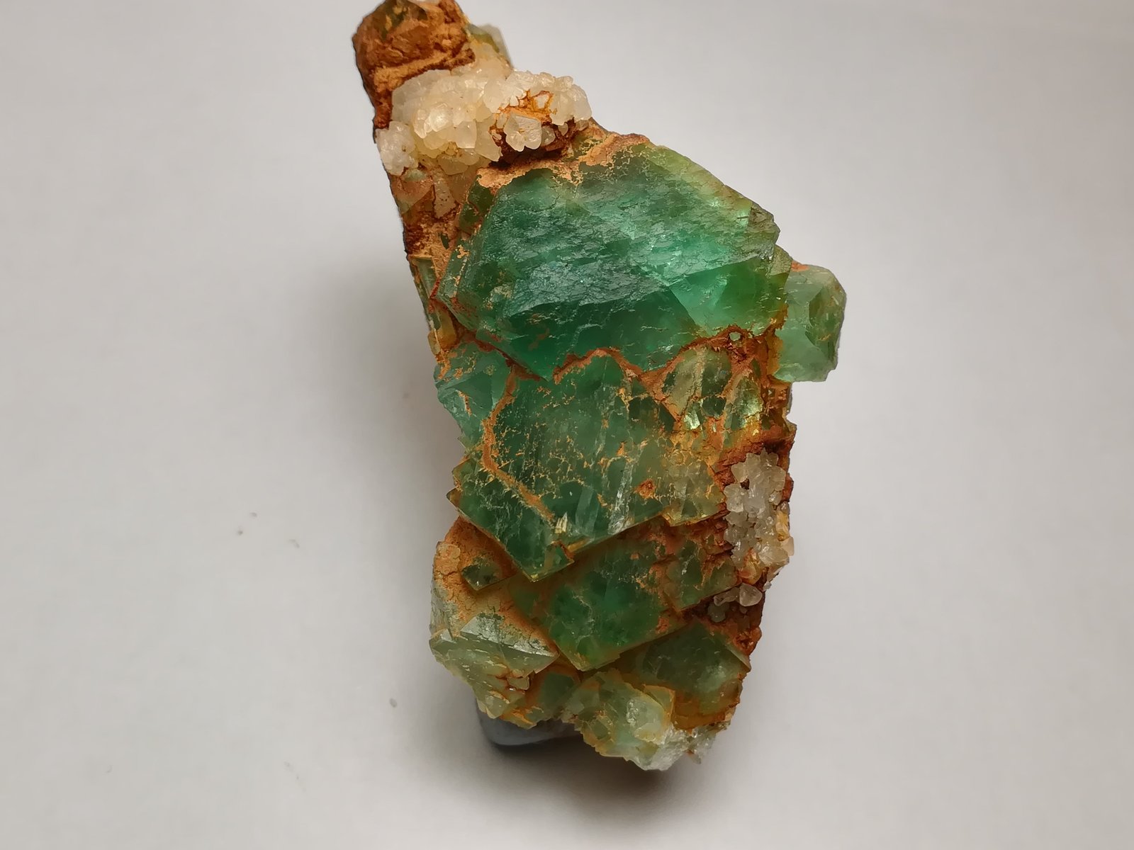 Fluorita y Calcita
2,6 x 5,5 cm
(Autor: Iwok)
