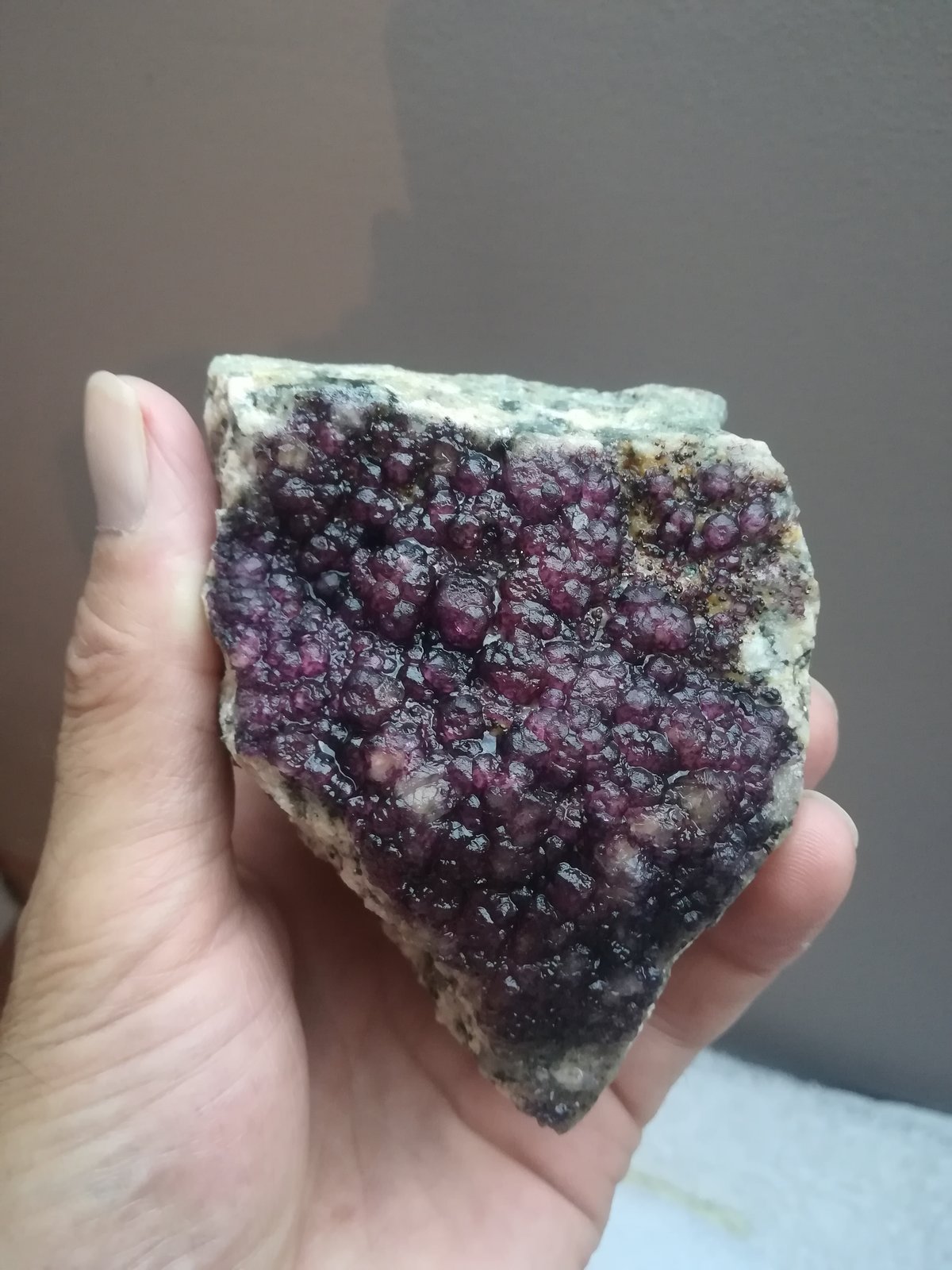Fluorita
10x8cm aprox
(Autor: ximocompany)