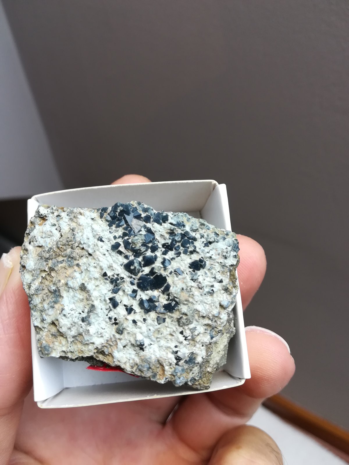 Cuarzo
3,5x4 cm aprox
(Autor: ximocompany)