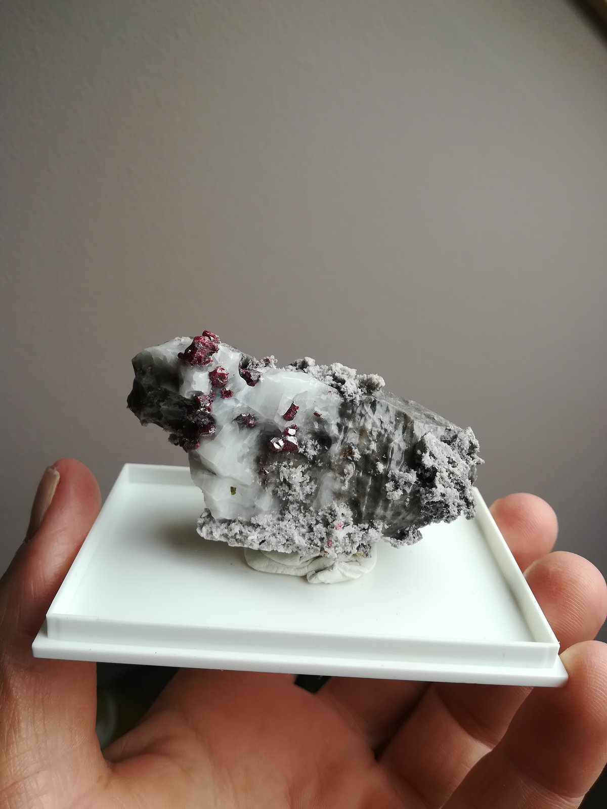 Cinabrio
8x5 cm aprox
(Autor: ximocompany)