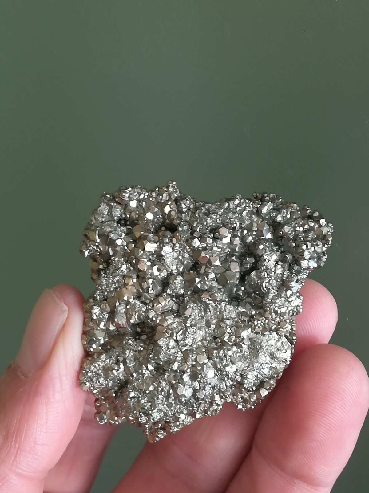 Pirita
6x5 cm aprox
(Autor: ximocompany)