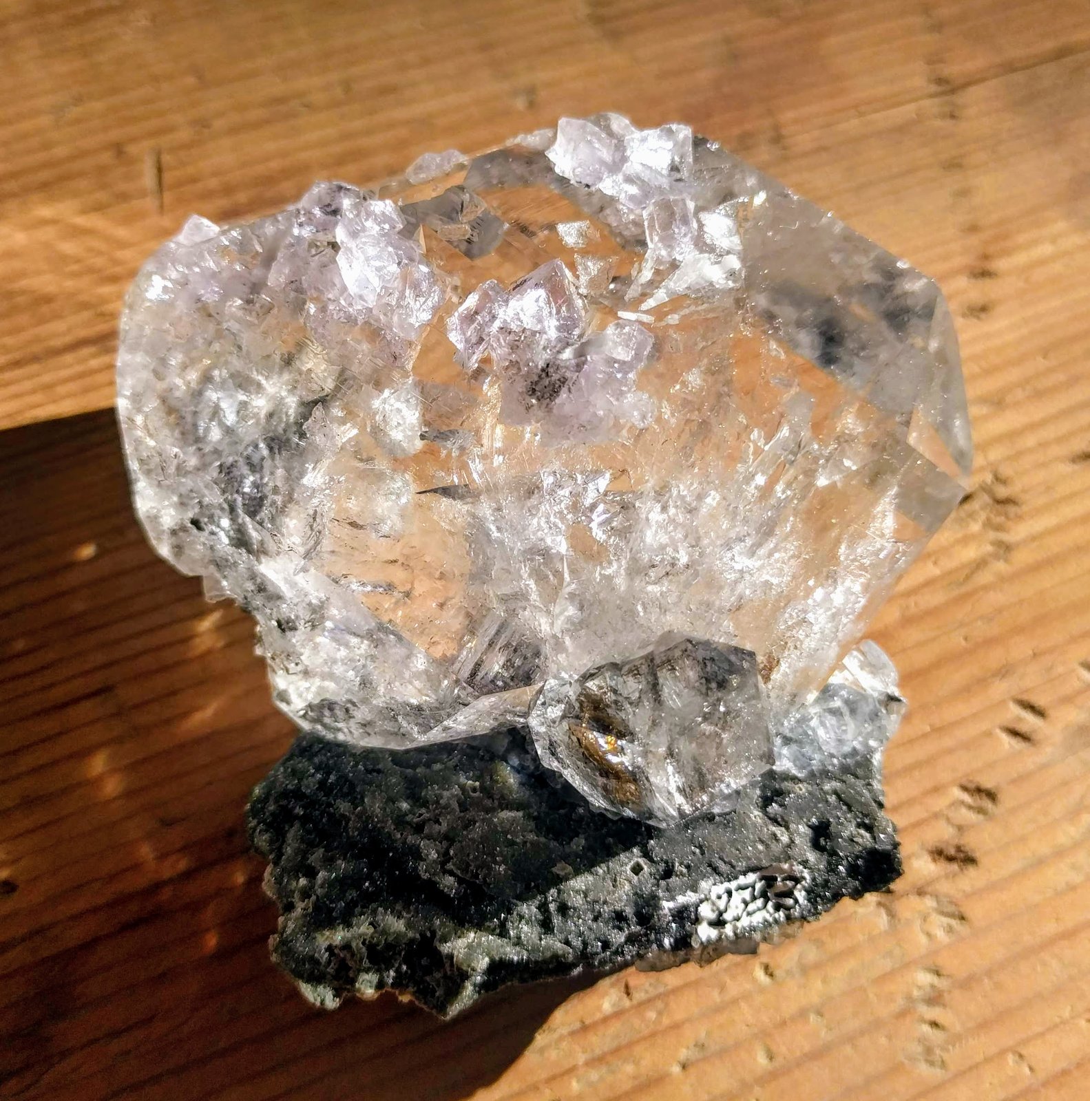 Cuarzo, Fluorita
5,8 x 2,7 cm.
(Autor: carles)
