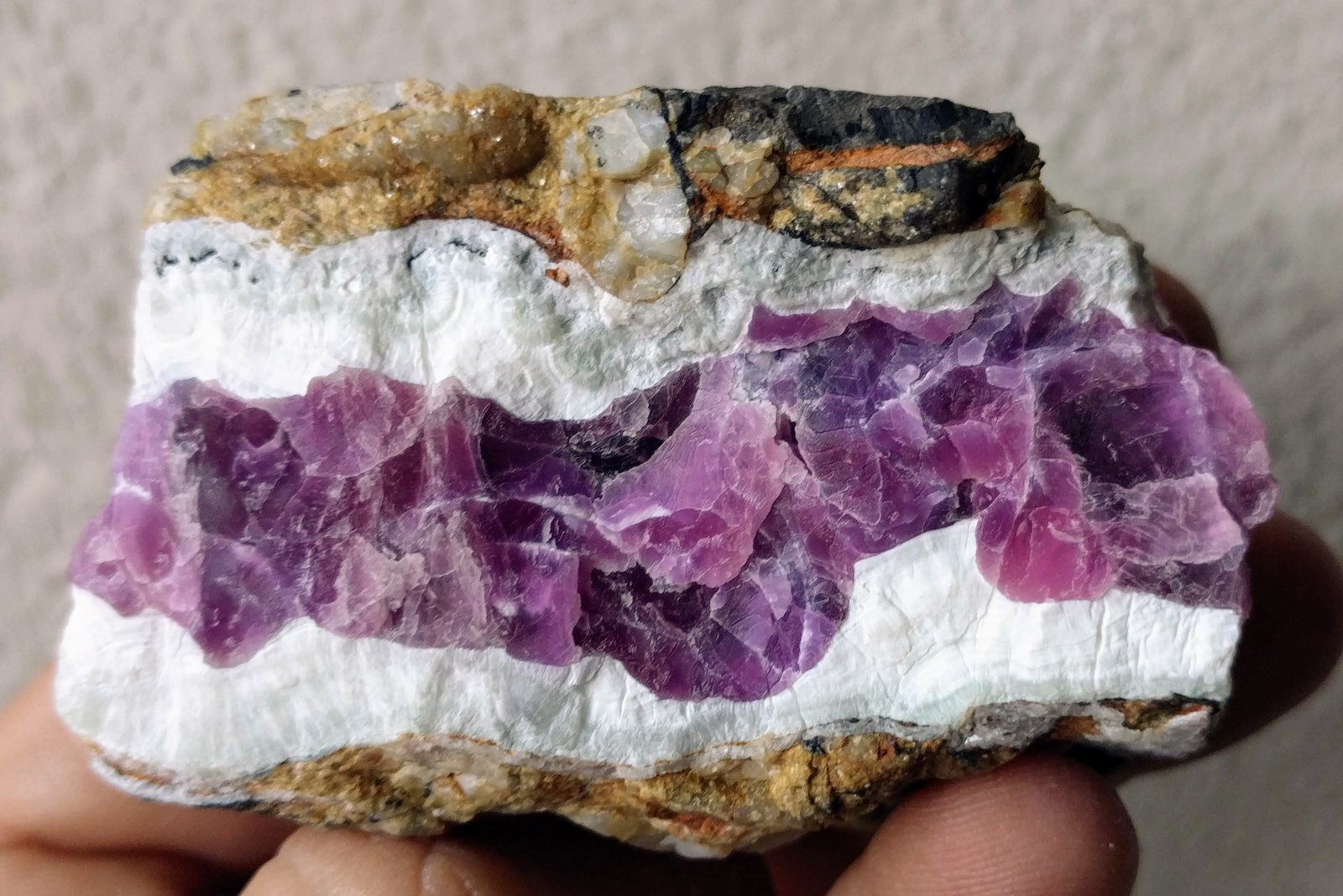 Calcita (variedad cobaltífera), Calcita
6,0 x 4,4 cm.
(Autor: carles)