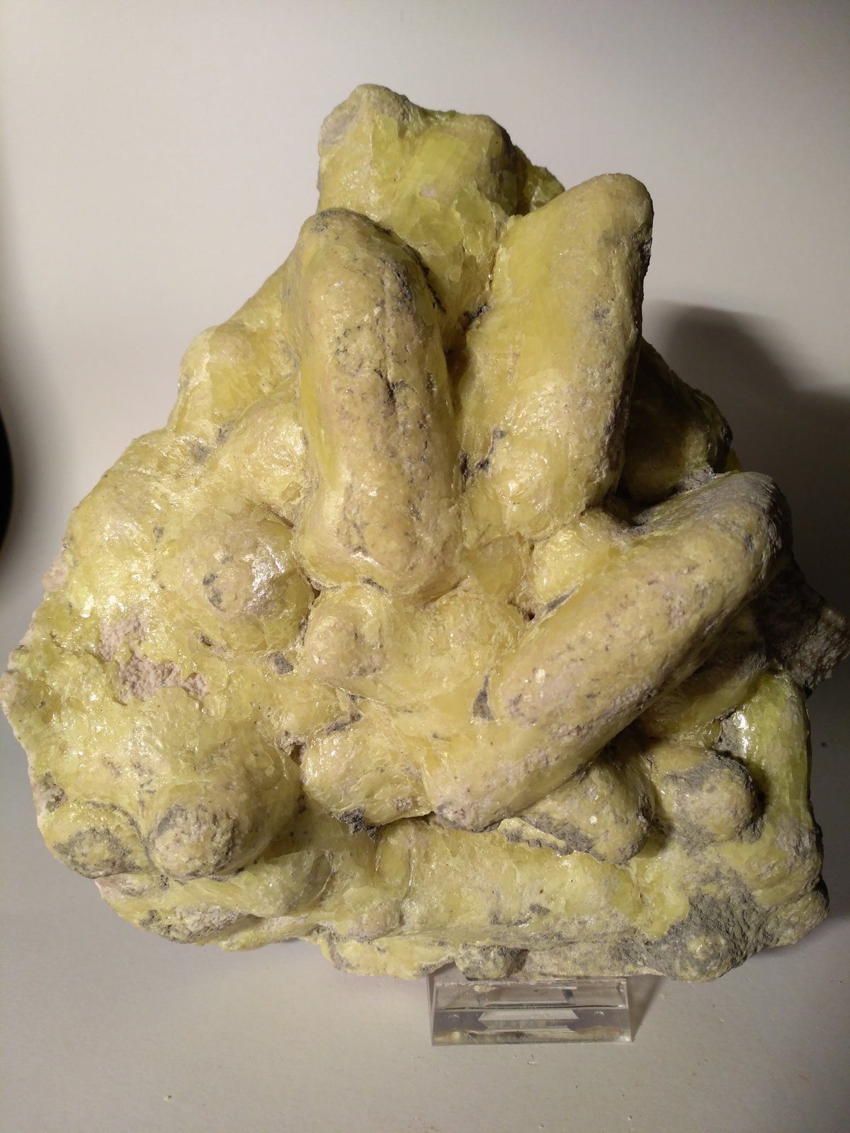 Azufre sobre Calcita pseudomórfica de Anhidrita
170 x 180 mm
(Autor: Sante Celiberti)