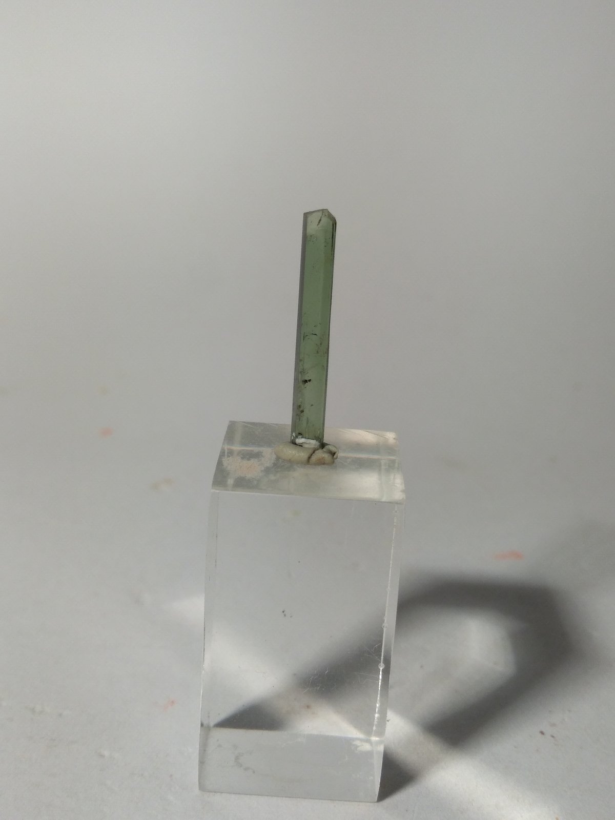 Diópsido
28 x 3,5 mm
(Autor: Sante Celiberti)