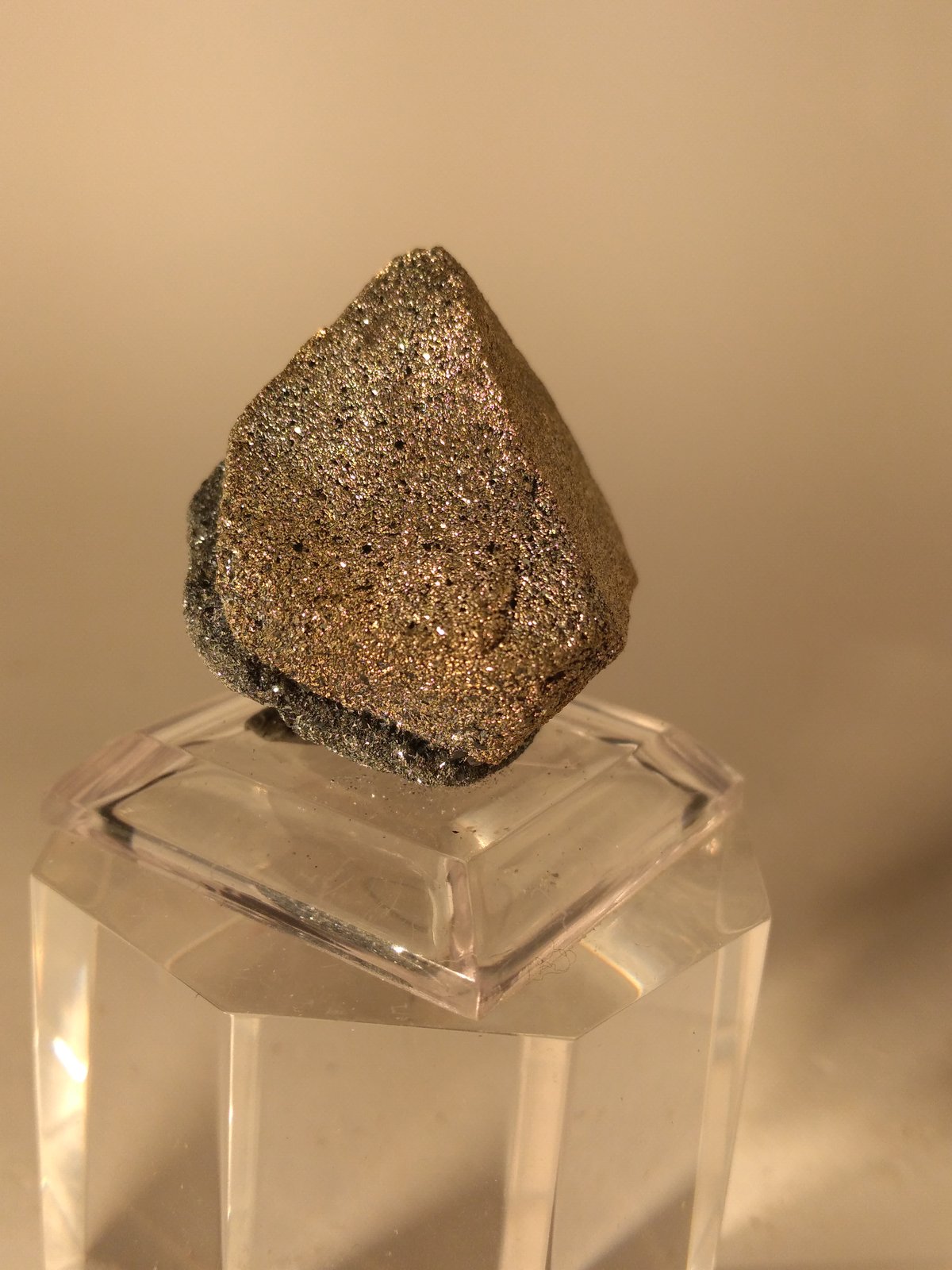 Pirita, Hematites
28,2 x 25,8 mm
(Autor: Sante Celiberti)