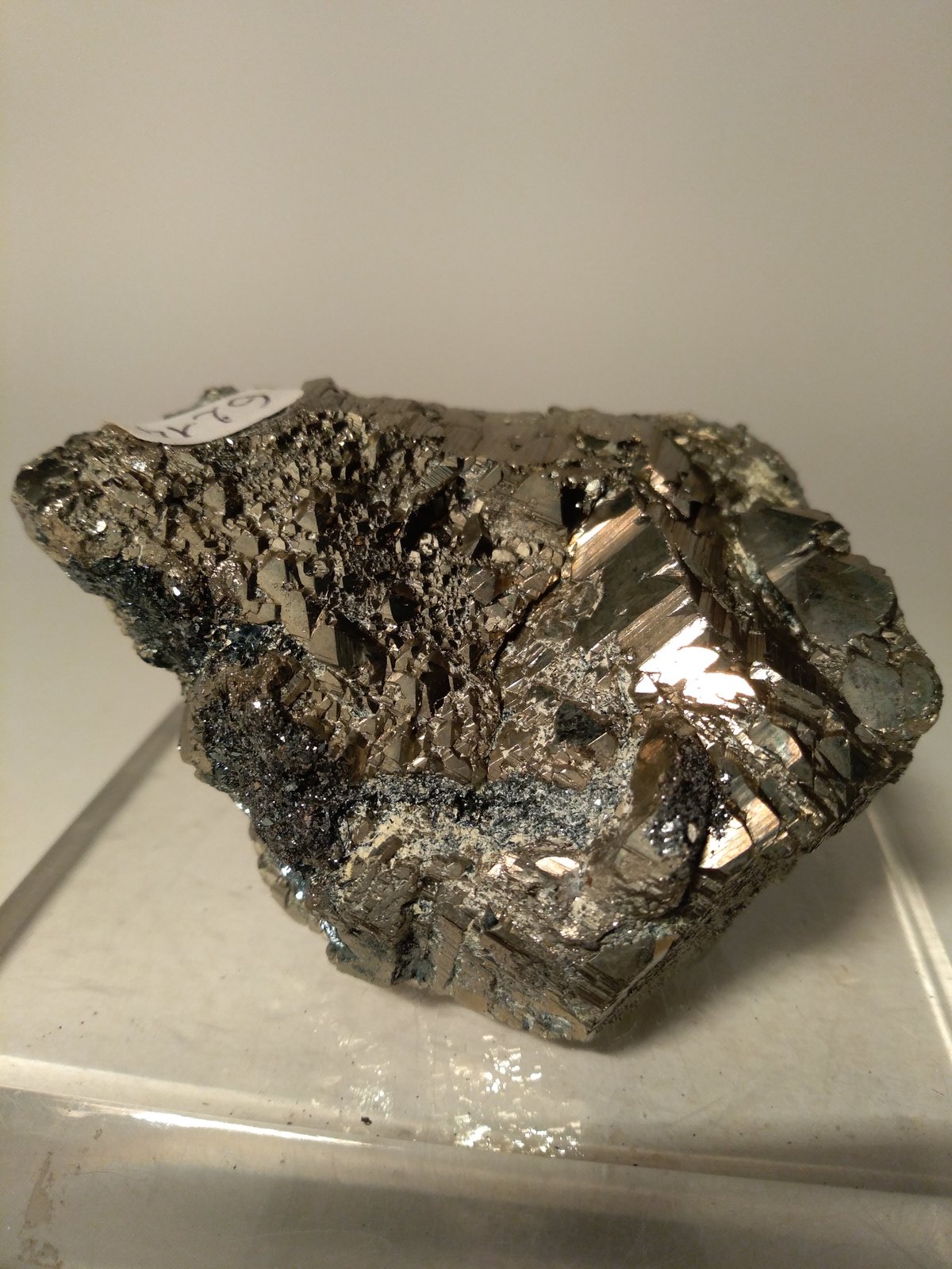 Pirita, Hematites
61 x 50 mm
(Autor: Sante Celiberti)