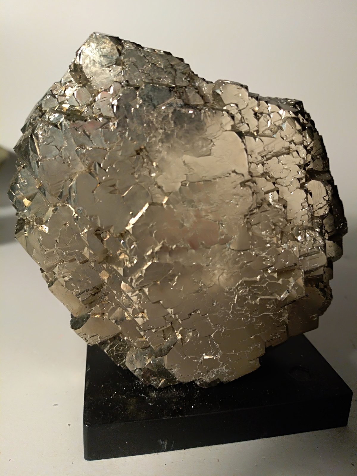 Pirita
78 x 69 mm
(Autor: Sante Celiberti)