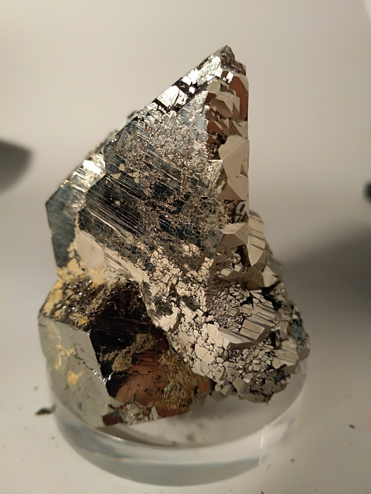 Pirita, Hematites
67 x 60 mm
(Autor: Sante Celiberti)