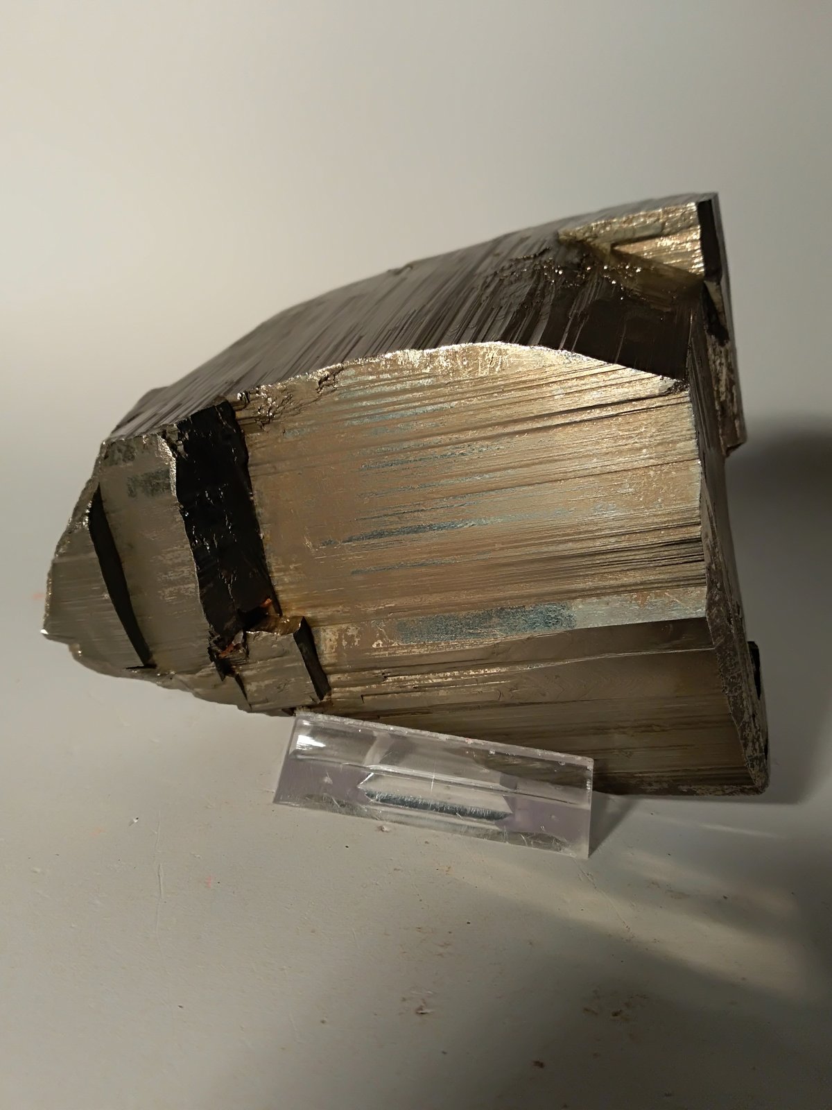 Pirita
89 x 91 mm
(Autor: Sante Celiberti)