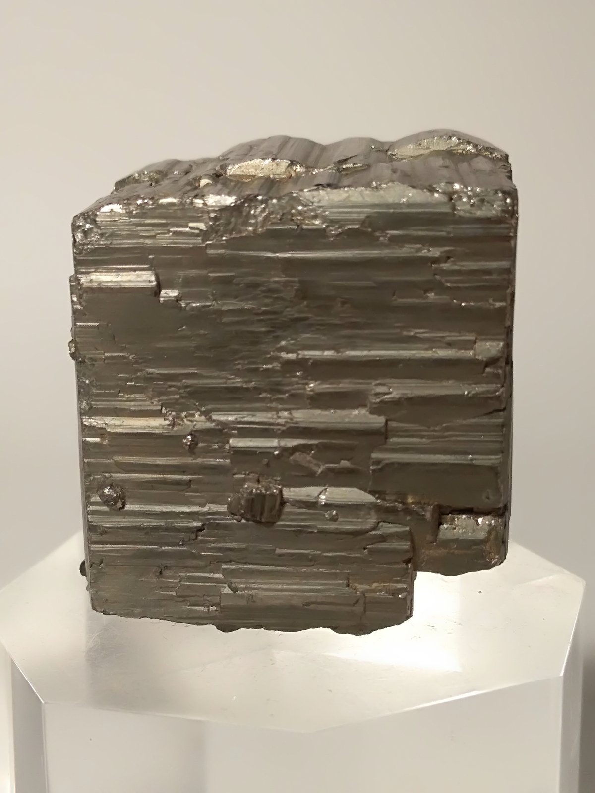 Pirita
28,6 x 32 mm
(Autor: Sante Celiberti)