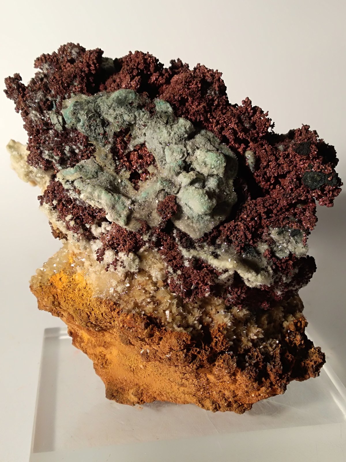 Cobre, Malaquita, Yeso
90 x 76 mm
(Autor: Sante Celiberti)