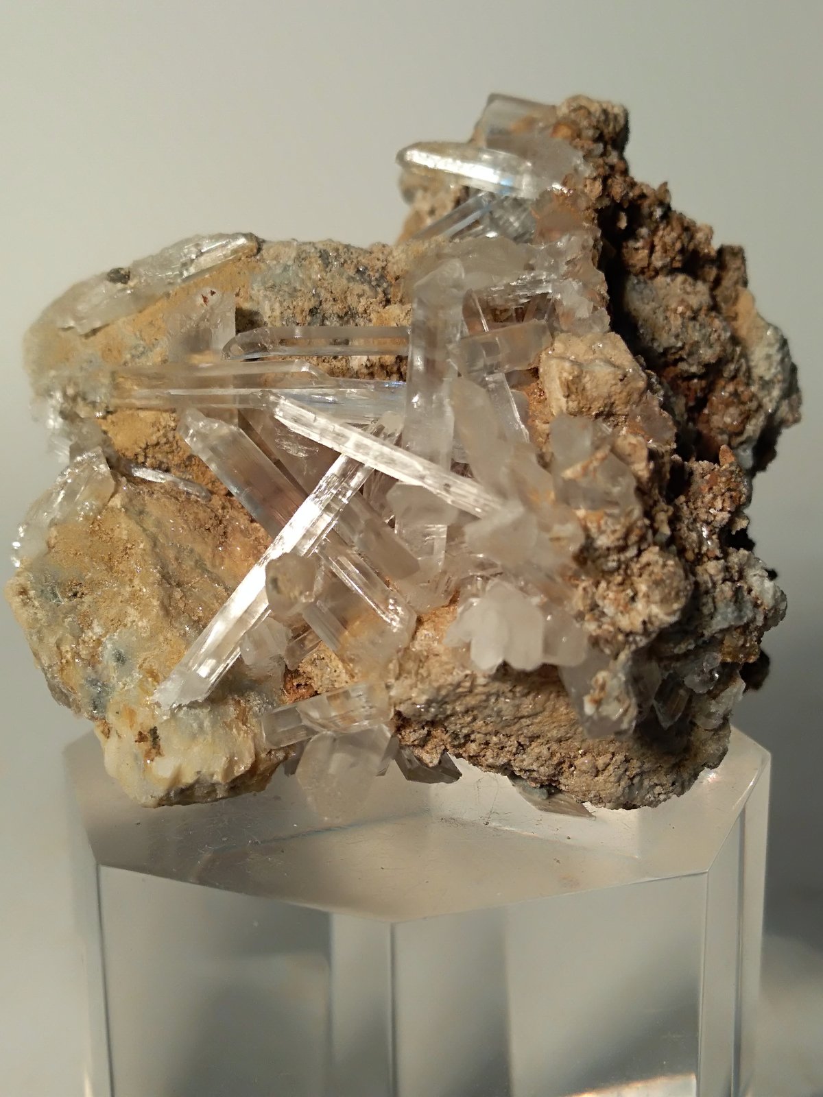 Yeso
60 x 48 mmEl cristal mayor mide 20 mm.
(Autor: Sante Celiberti)