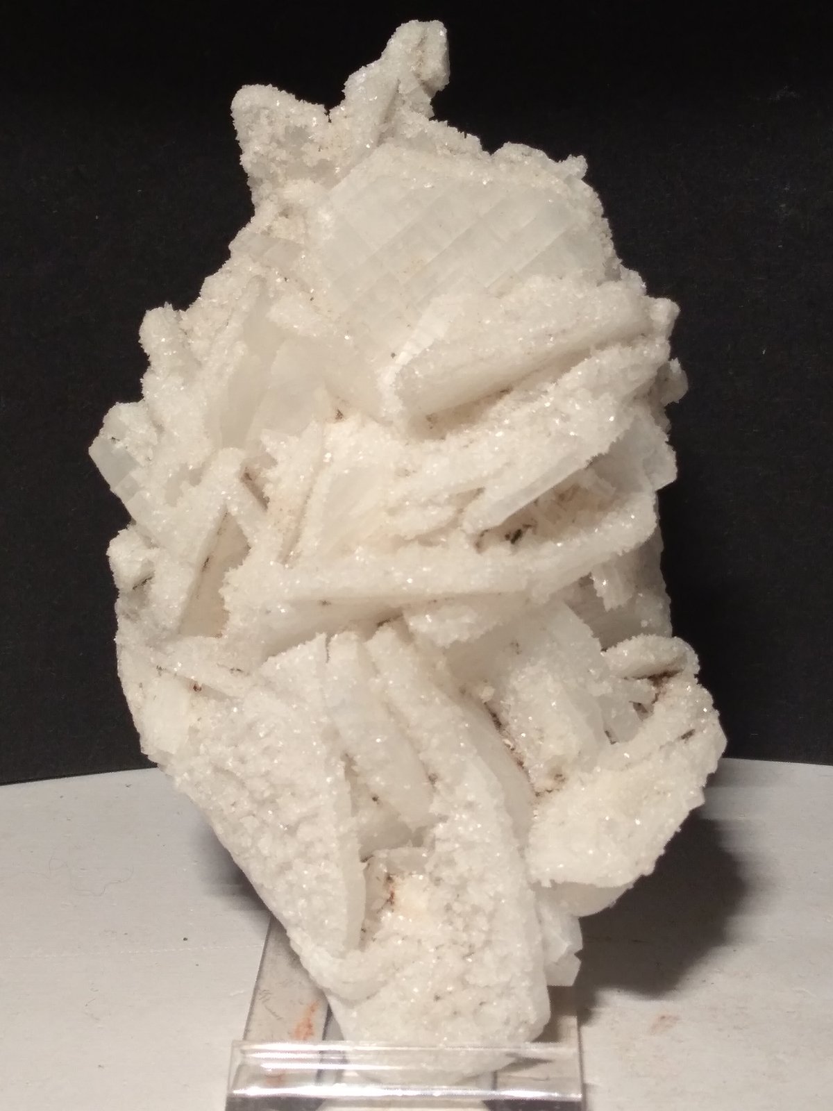 Anhidrita, Calcita
110 x 75 mm
(Autor: Sante Celiberti)